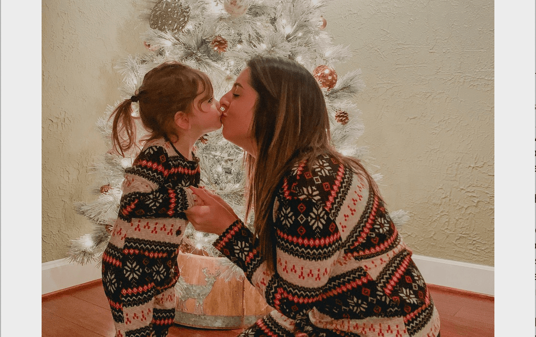 10 FUN-tastic Holiday Activities for Mommy and Mini - Bailey's Blossoms