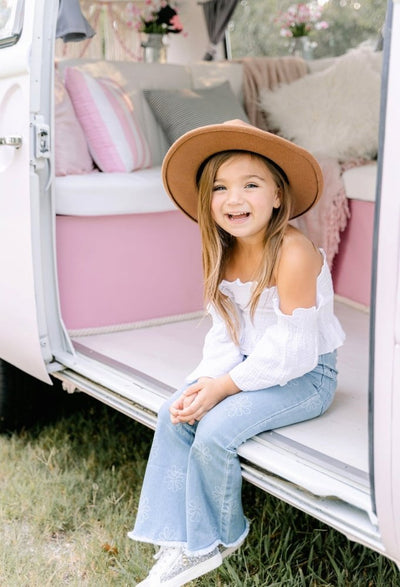 Baby Girl Outfits: Cute Clothes & Wide Brim Hats for Every Occasion