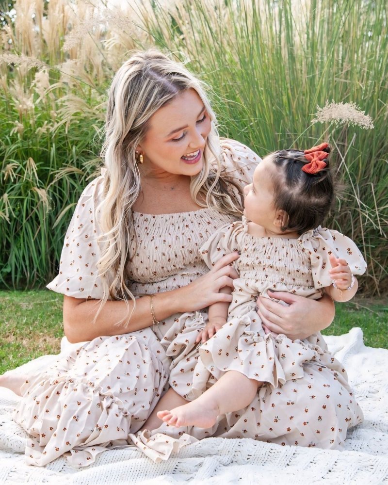Twinning for the Holidays: Chic Mom and Me Christmas Dress Ideas - Bailey's Blossoms
